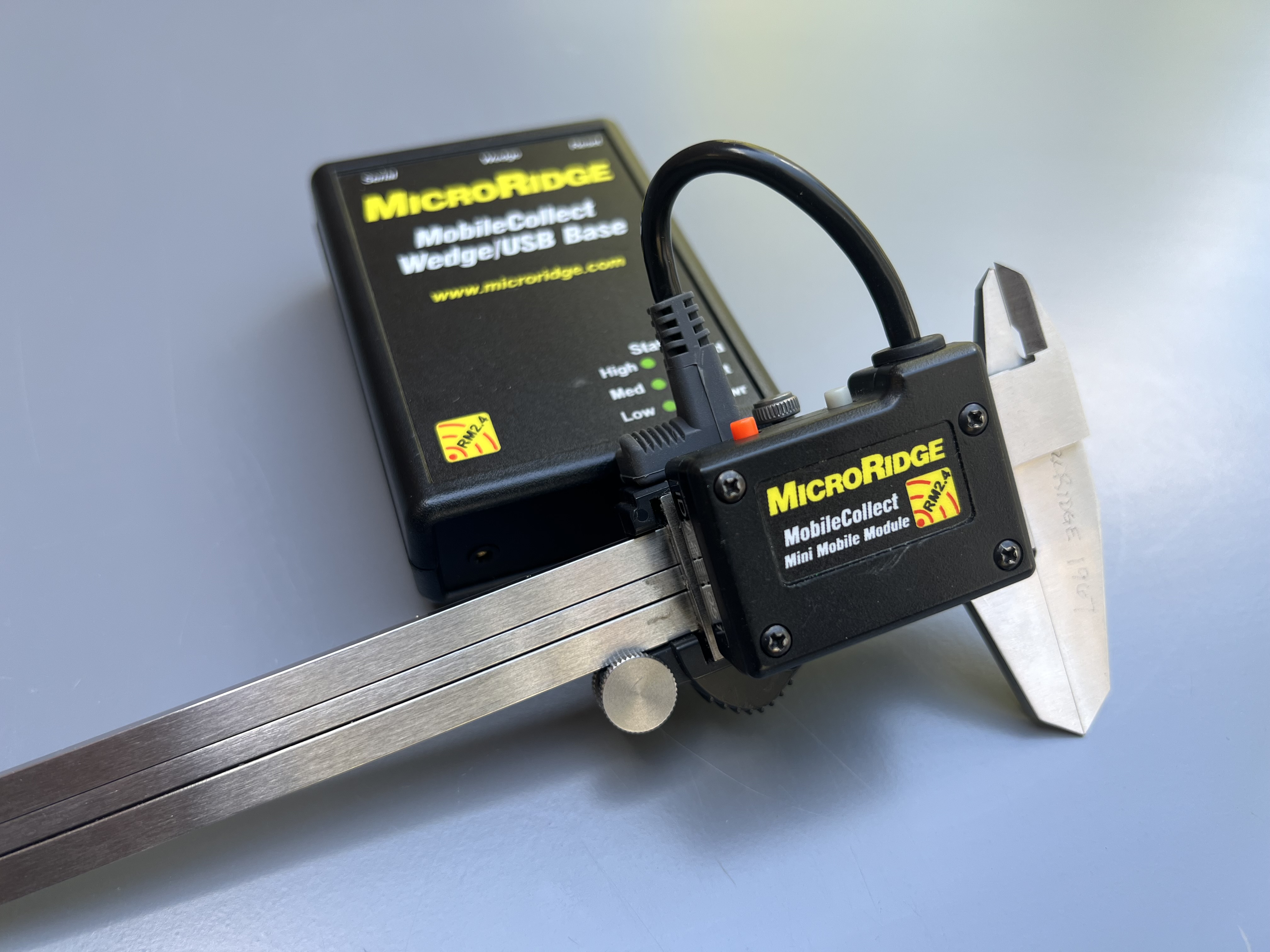 digital-caliper-front